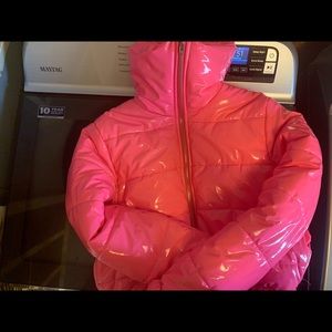 Pink crop top puffer